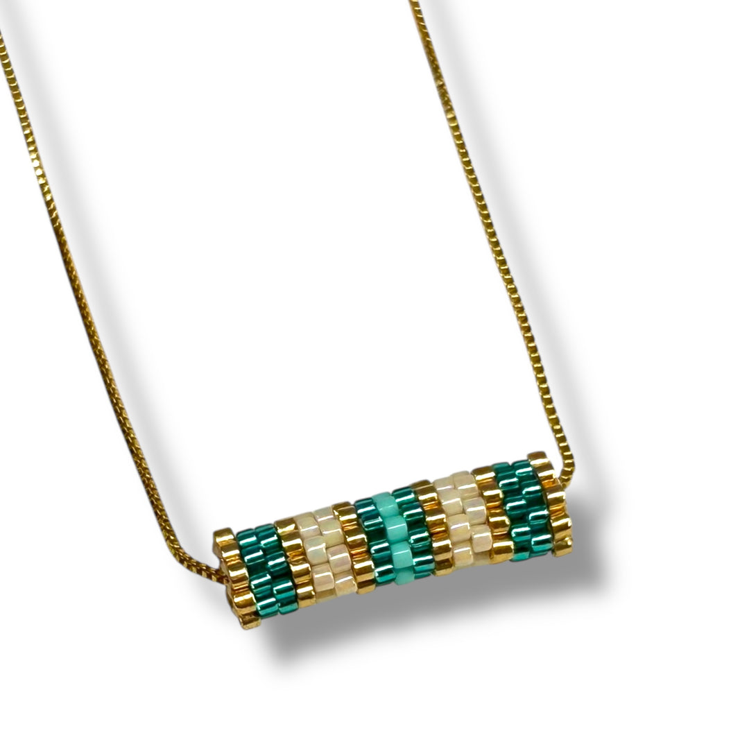 Cadena bloque nude y Aqua