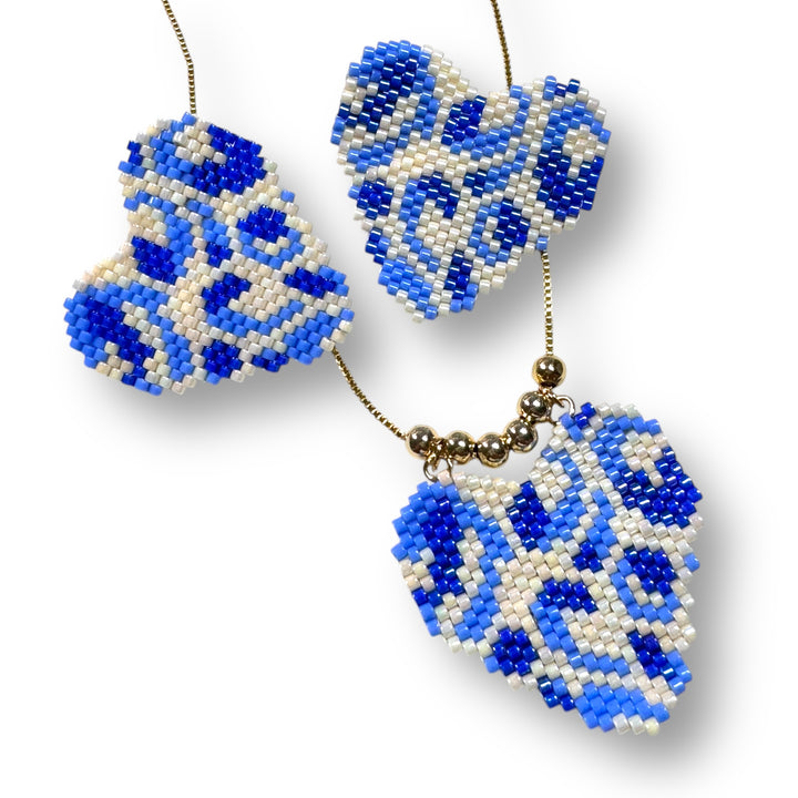 Aretes y cadena corazones Delft