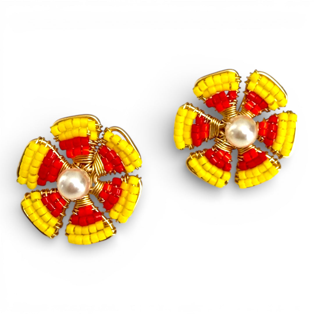 Aretes mini flor