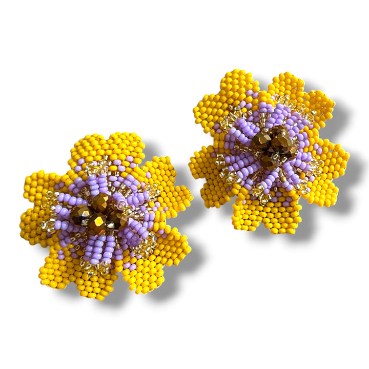 Aretes flor de lirio