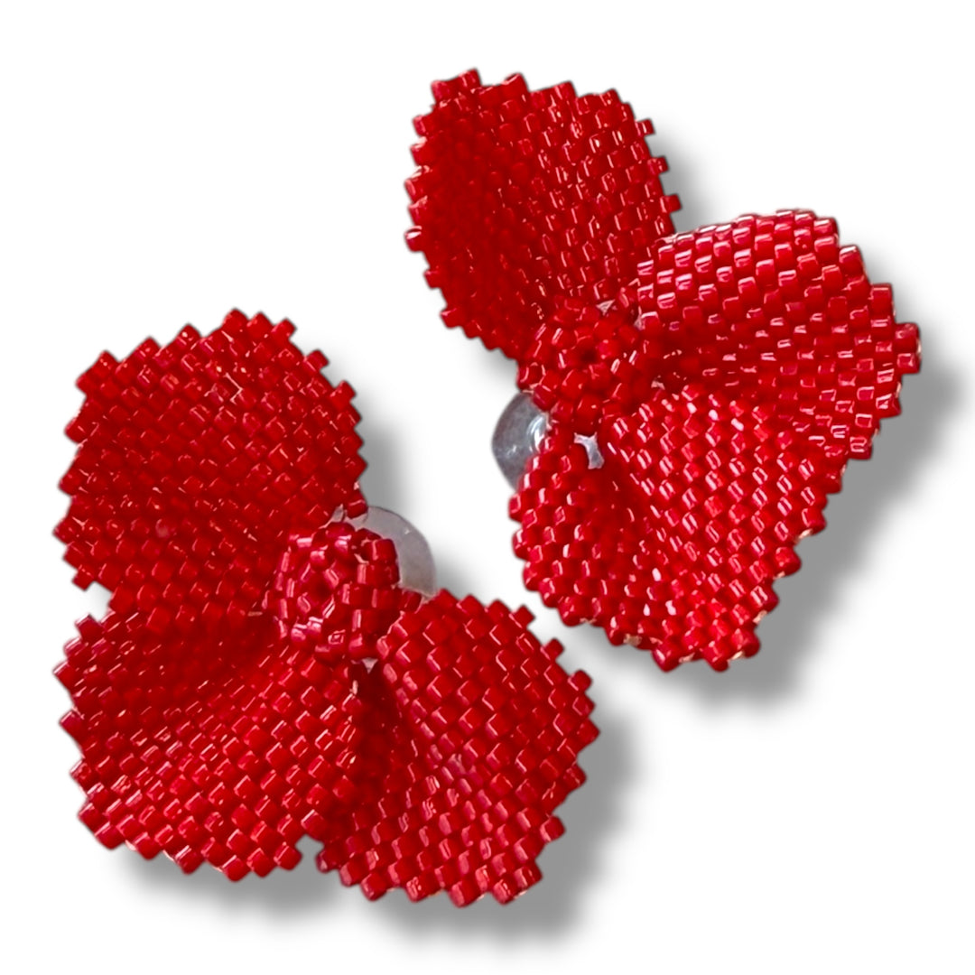 Aretes medias amapolas