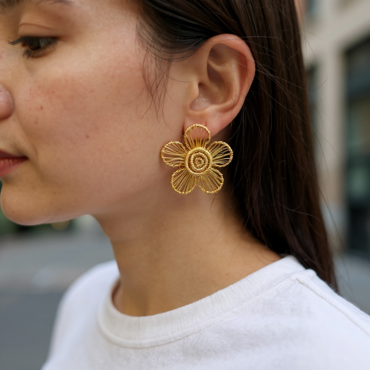 Aretes Flor de oro