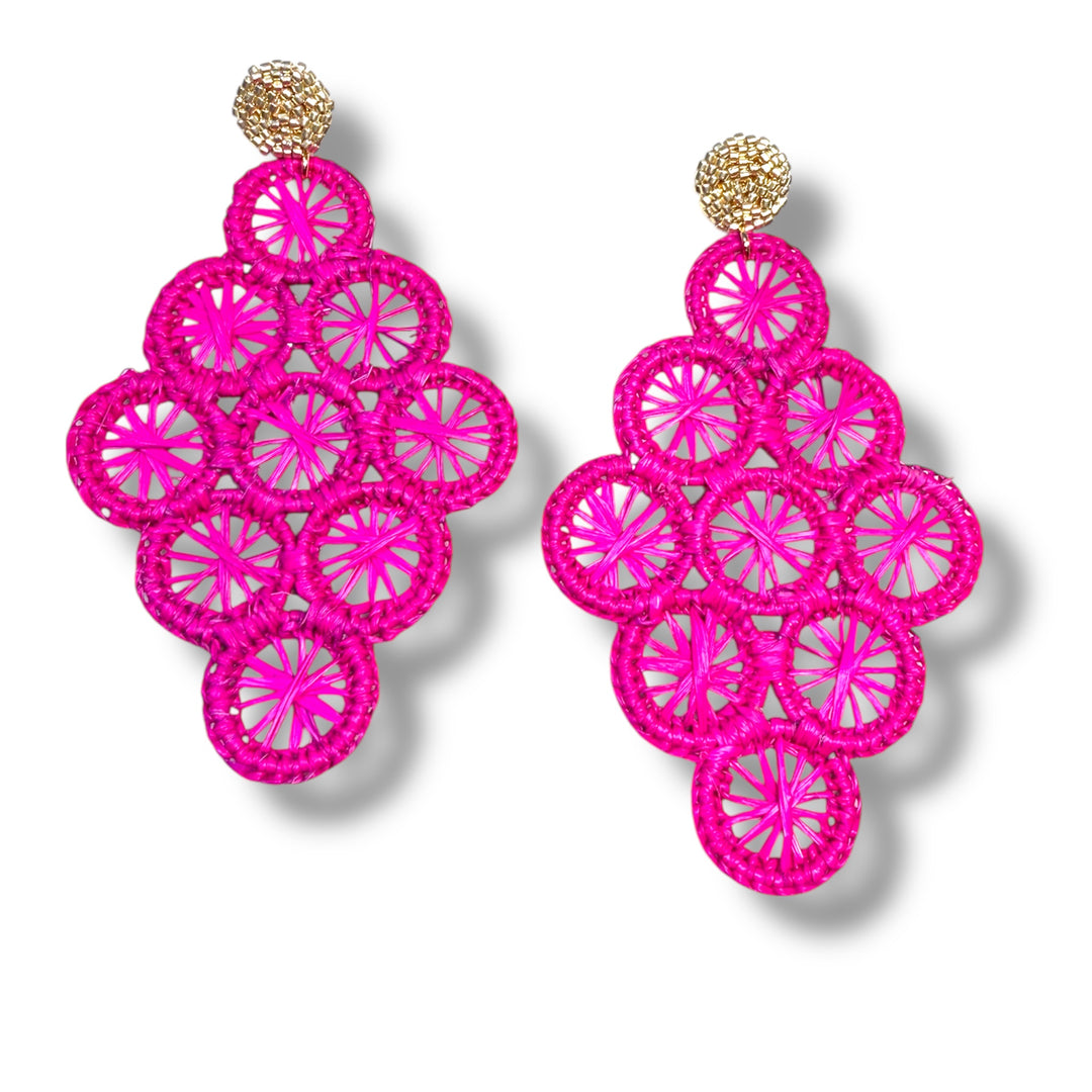 Aretes Mompox en palma de Iraca
