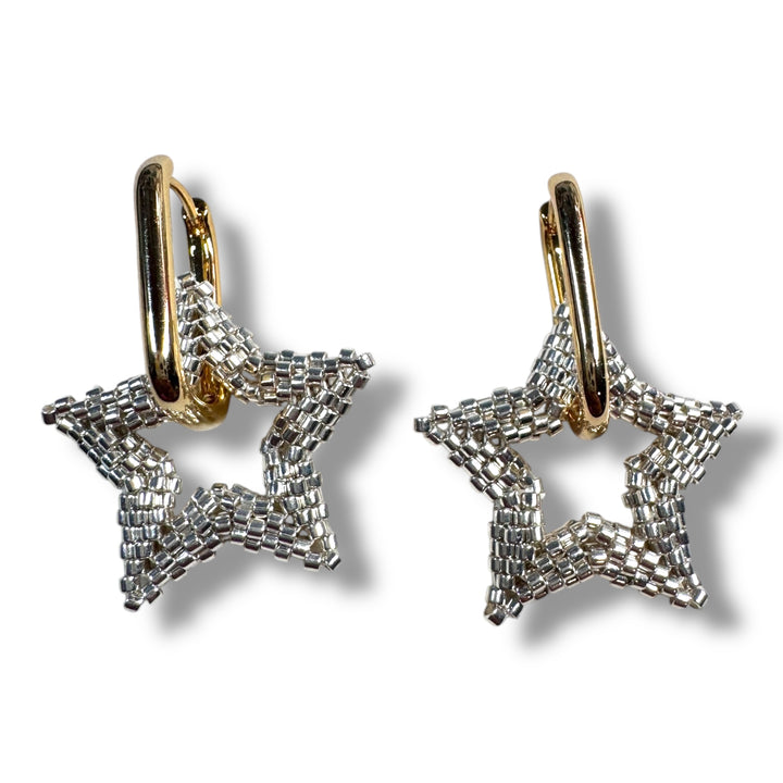 Aretes hoops estrellas