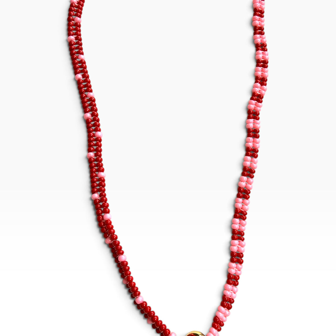 Collar gallinita rosa