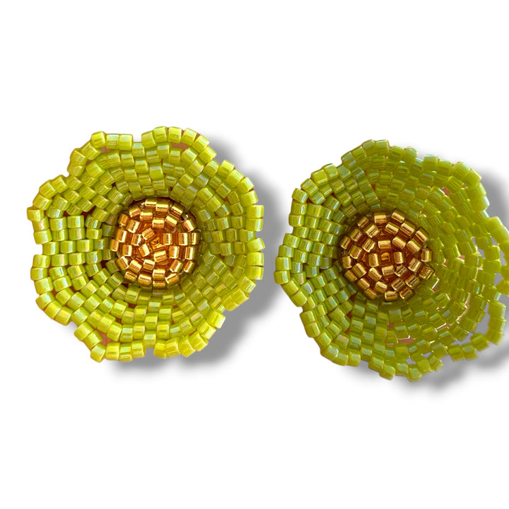 Aretes mini flor