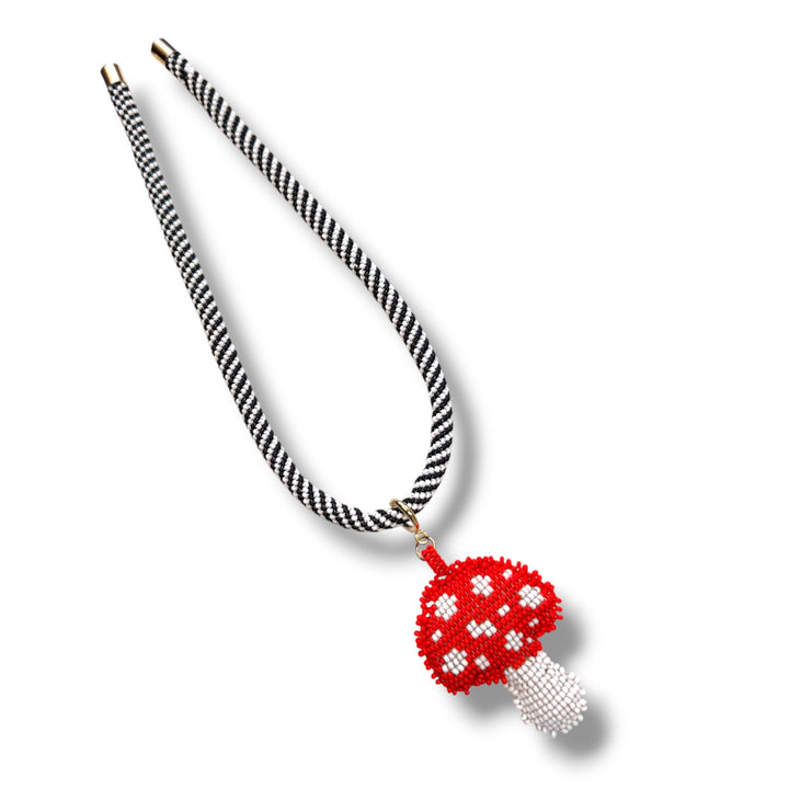 Collar de hongo