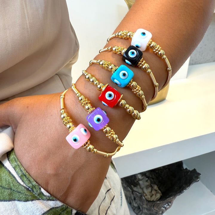 Pulsera ojo turco en alambrismo