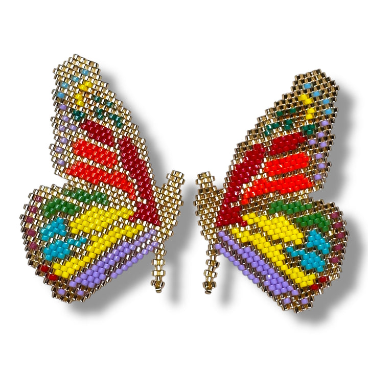 Aretes medias mariposas