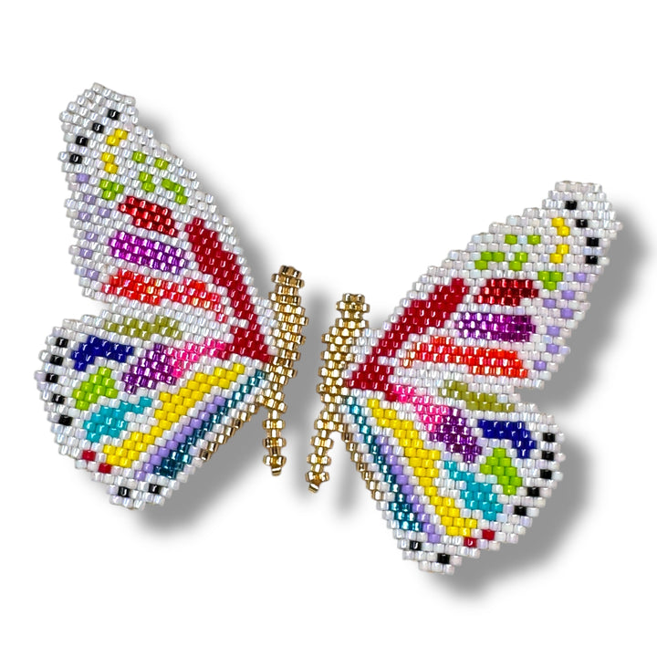 Aretes medias mariposas